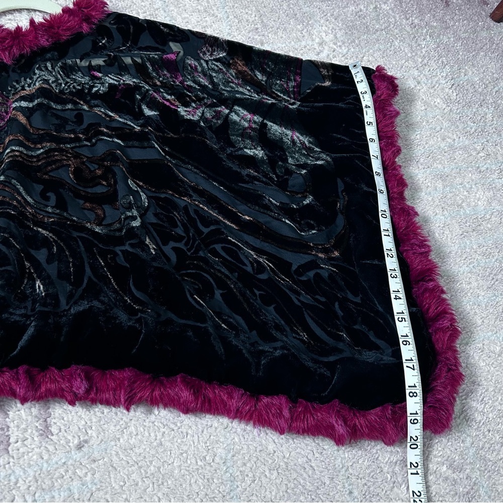 Vintage Black Burgundy Silk Blend Burnout Velvet Poncho Faux Fur Trim OS Flawed - Picture 6 of 16